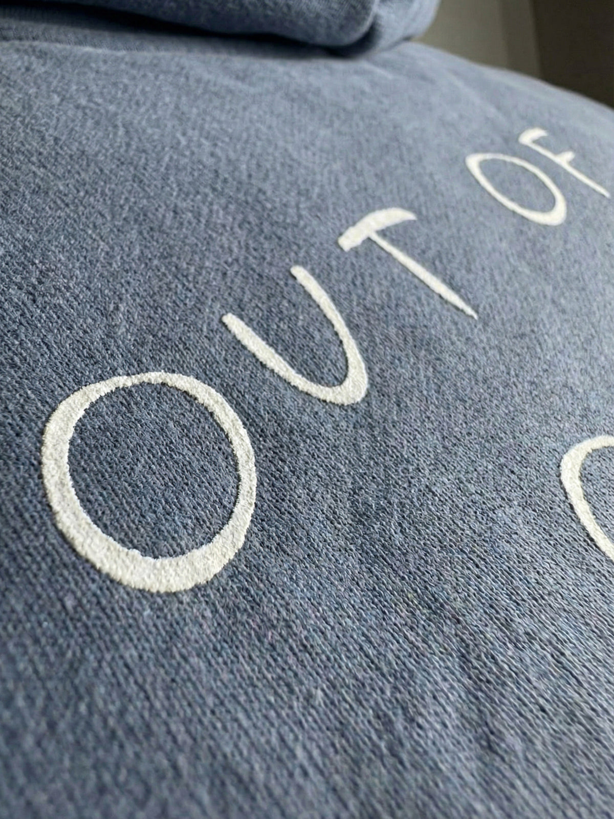 Heavyweight Hoodie "Out of office"